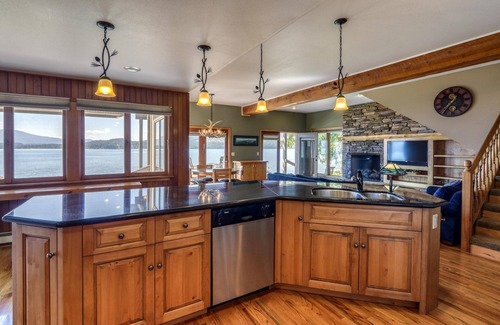 Sandpoint Casa | Moose Manor Lake House