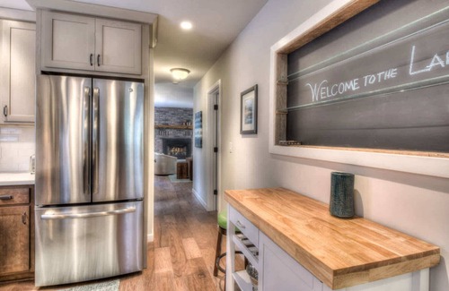 Tahoma Casa | Moose Manor w/ BBQ | Near Tahoe Hiking!