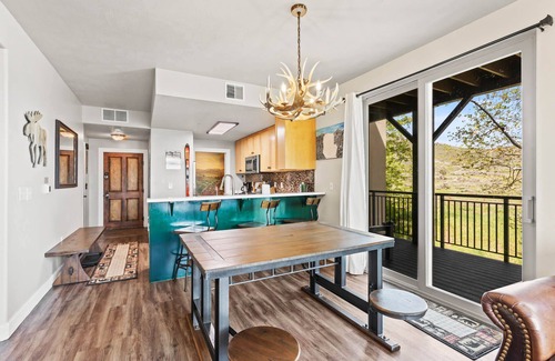 Kimball Junction Condominio | Moose Mgmt at Crestview D208: Mountain View-Dogs Welcome-Convenient Location