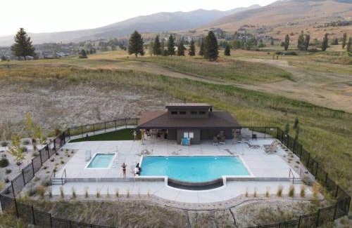 Eden Casa | Moose Ridge Hideaway