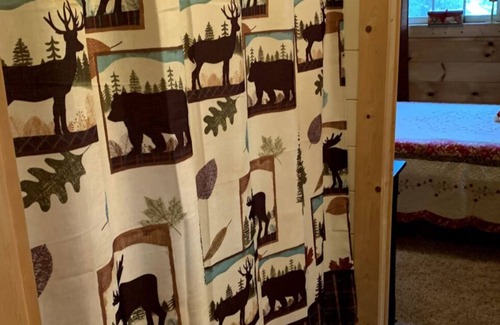 Rabun Gap Cabina | Moose-tique on Black Rock Mountain State Park