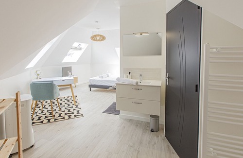 Laval Casa | MOOVIE - Maison 3 chambres quartier Gare TGV