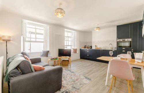 Looe Apartamento | Mor Apartment