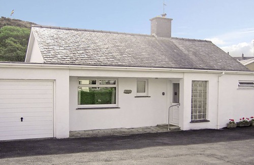 Criccieth Cabaña | Mor Edrin