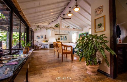 Praia Rasa Casa | Morada do Sol Guest House