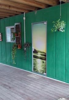 Guarda do Embau Apartamento | Morada Sol e Lua Container Guarda do Embaú com Ar condicionado