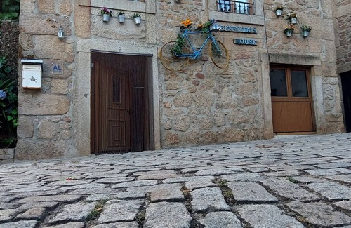 Fundao Casa | Moradia Benedita's House