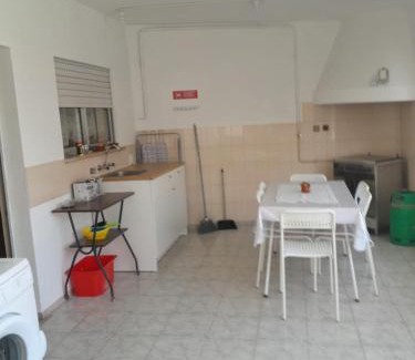 Vieira de Leiria Casa | Moradia Maria Do Ceu