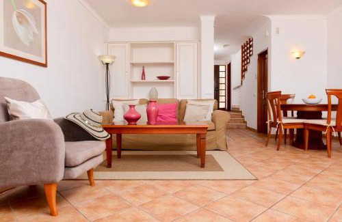 Castelo Complejo | Moradias Villas Rufino