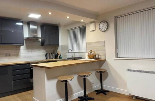 Lewisham Apartamento | Morden flat close to DLR station with free parking