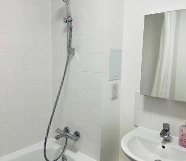 River Apartamento | Morden spacious 1bedroom flat