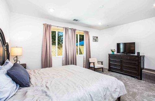 Moreno Valley Casa | Moreno Valley Masterpiece