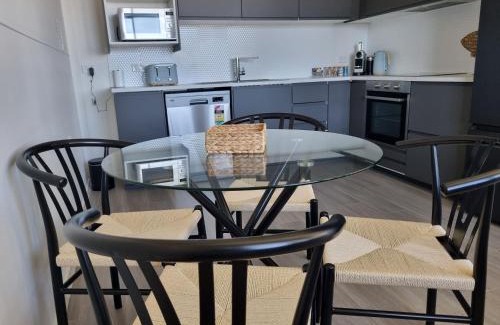 Beachmere Apartamento | Moreton Views!