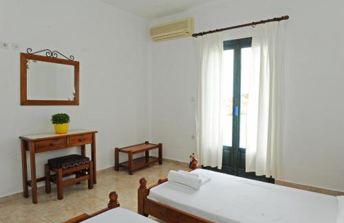 Tripiti Hotel | Morfeas Hotel