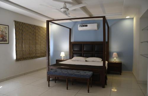 Rawalpindi Cabina | Morgah Resort - Guest Rooms