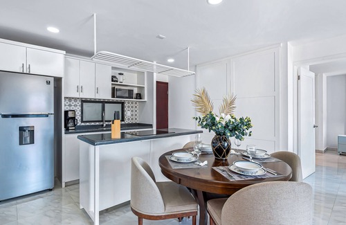 Centro de Cabo San Lucas Casa | Morgan Residences 508 @ Boutique Hotel with pool, gym & spa