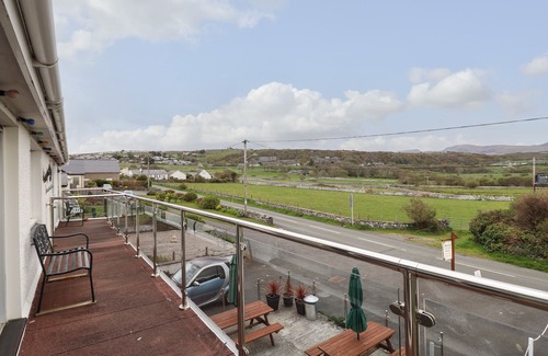 Llandanwg Cabaña | Morlyn Guest House Apartment