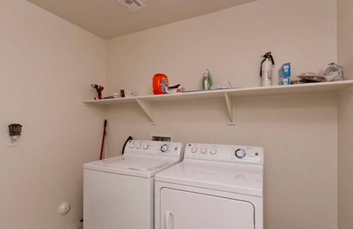 Val Vista Classic Casa | Morning Glory 3 BR by Casago