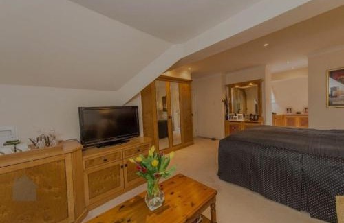 Bolton Casa | Morning Glory