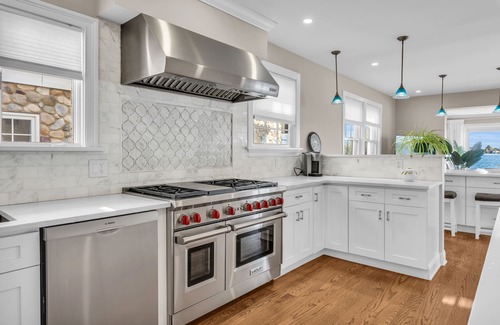 Cove - East Side - Shippan Casa | Morning Star Direct front Ocean Beach -Beyond spectacular Long Island Sound