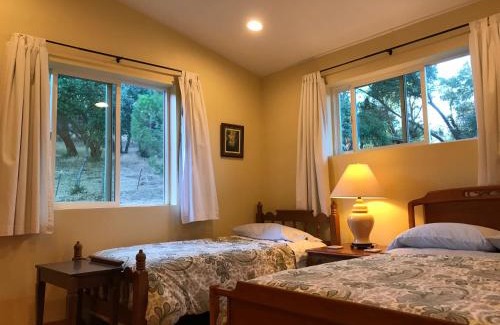 Mariposa Casa | Morning Star Vista near Yosemite - countryside with mountain views