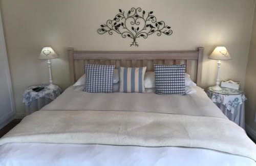 Lakeside Casa | Morningside Cottage