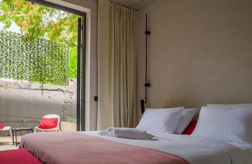 Cove Tri Zala (Zrnovo) Cama Y Desayuno | Moro Inn