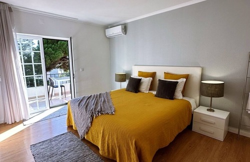 Cobre Cama Y Desayuno | Moro's Friends House