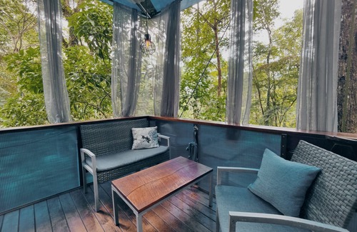 Cocles Cabina | Morpho - adventurous Treehouse with amazing 360 view with pool and wifi access
