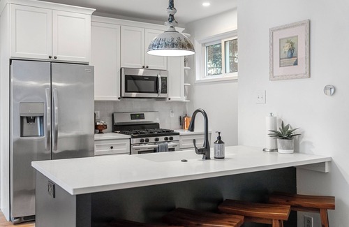 Merion Village Casa | Morrill Modern Retreat – Desirable Marion Village!