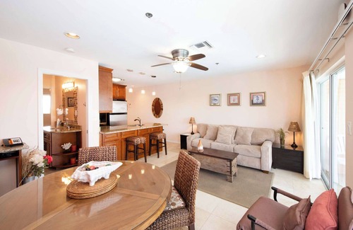 Colliers Bay Condominio | Morritt's Tortuga Club 1 BR LUXE Condo Sleeps 4
