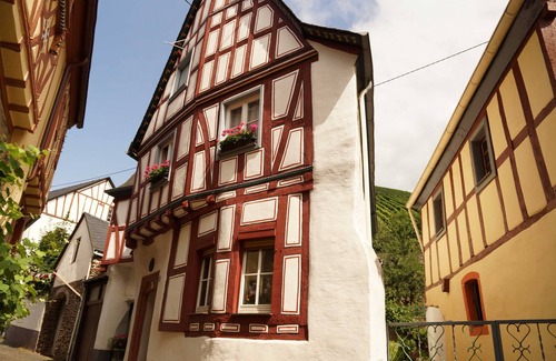 Zell Casa | Moselfrische - Fh con 2 dormitorios, ducha / WC, WC de invitados, terraza, máx. 4 P