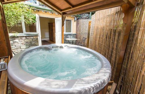 Grasmere Casa | Moss Grove Organic