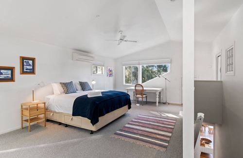 Mossy Point Casa | Tranquil Mossy Point home. Pet friendly.