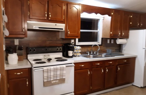 Robbins Casa | Mossy Ridge- Trail #4, 88 &95 access- 3 bedroom- 6 person home on Brimstone Road