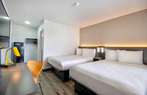 North Lamar Hotel | Motel 6-Austin, TX - North