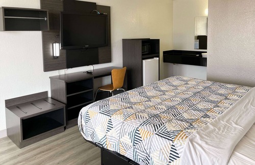 Baton Rouge Hotel | Motel 6 Baton Rouge, LA - Southeast