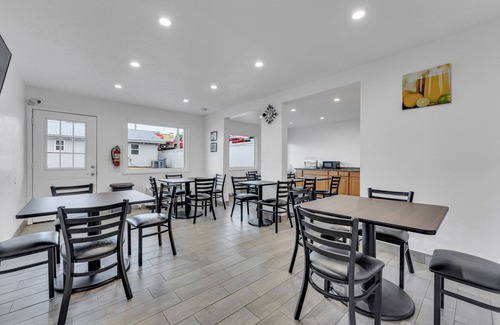 Branson Hotel | Motel 6 Branson, MO