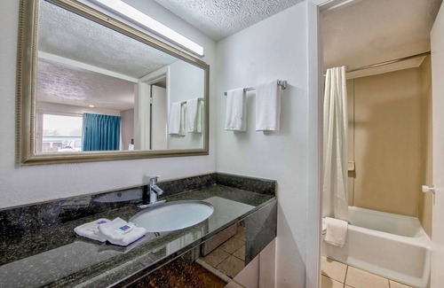 Byron Hotel | Motel 6 Byron, GA