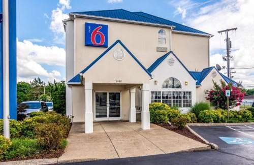 Downtown Chattanooga Hotel | Motel 6 Chattanooga Downtown
