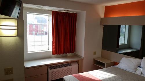 Downtown Chattanooga Hotel | Motel 6 Chattanooga Downtown