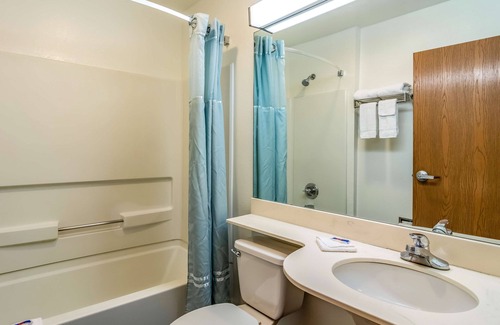 Downtown Chattanooga Hotel | Motel 6 Chattanooga, TN - Downtown