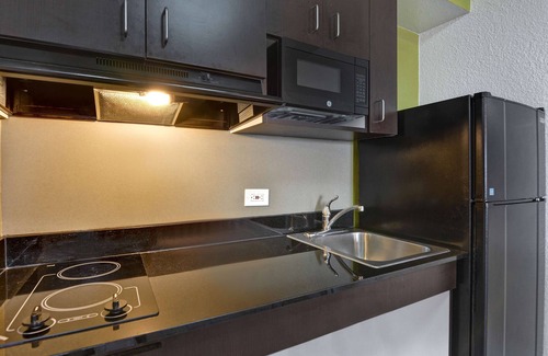 Destin Hotel | Motel 6 Destin, FL