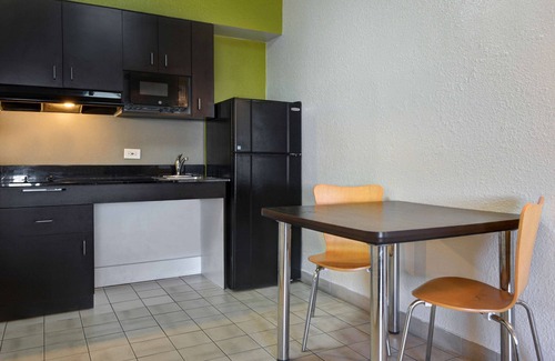 Destin Hotel | Motel 6 Destin, FL
