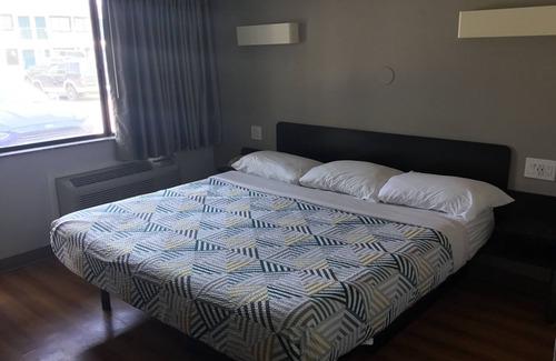 El Paso Hotel | Motel 6 El Paso, TX - West