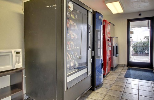 Elizabethtown Hotel | Motel 6 Elizabethtown, KY