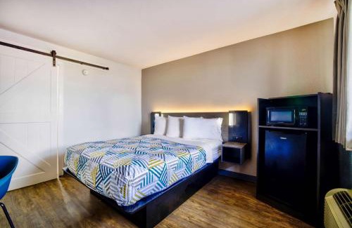 Tougaloo Hotel | Motel 6-Jackson, MS