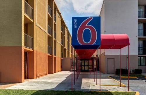 Jackson Hotel | Motel 6 Jackson, TN