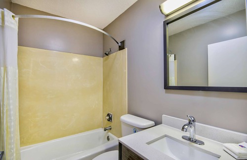 Jeffersonville - Clarksville Hotel | Motel 6 Jeffersonville, In - Louisville