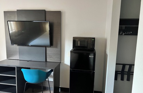 Lakeland Hotel | Motel 6 Lakeland, FL